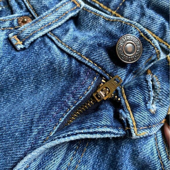 Vintage Levi’s MADE IN USA Hi Rise Mom Jeans Size 5 17512-0807 - Picture 6 of 11